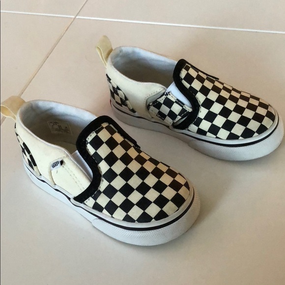 youth size 6 checkered vans